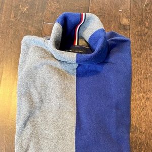 Tommy Hilfiger turtleneck 2 color sweater